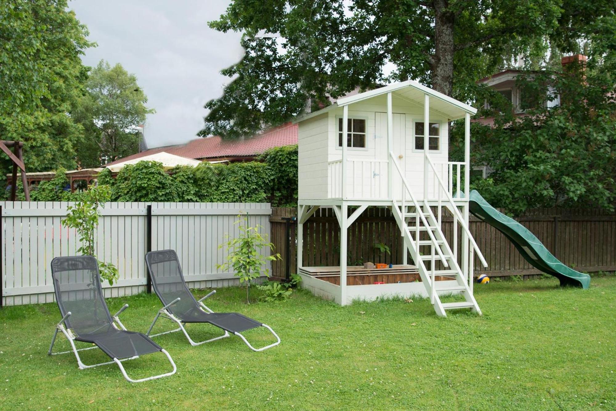 Cabin Guesthouse With Free Parking Пярну Екстериор снимка